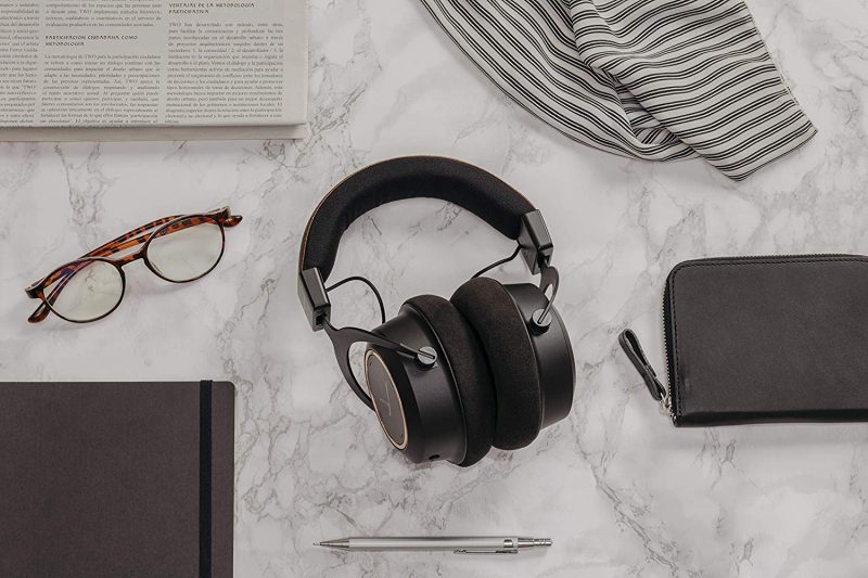 Product Of The Year 2019-Headphones: The Seductive Beyerdynamic Amiron Wireless Copper Bluetooth Headphones!