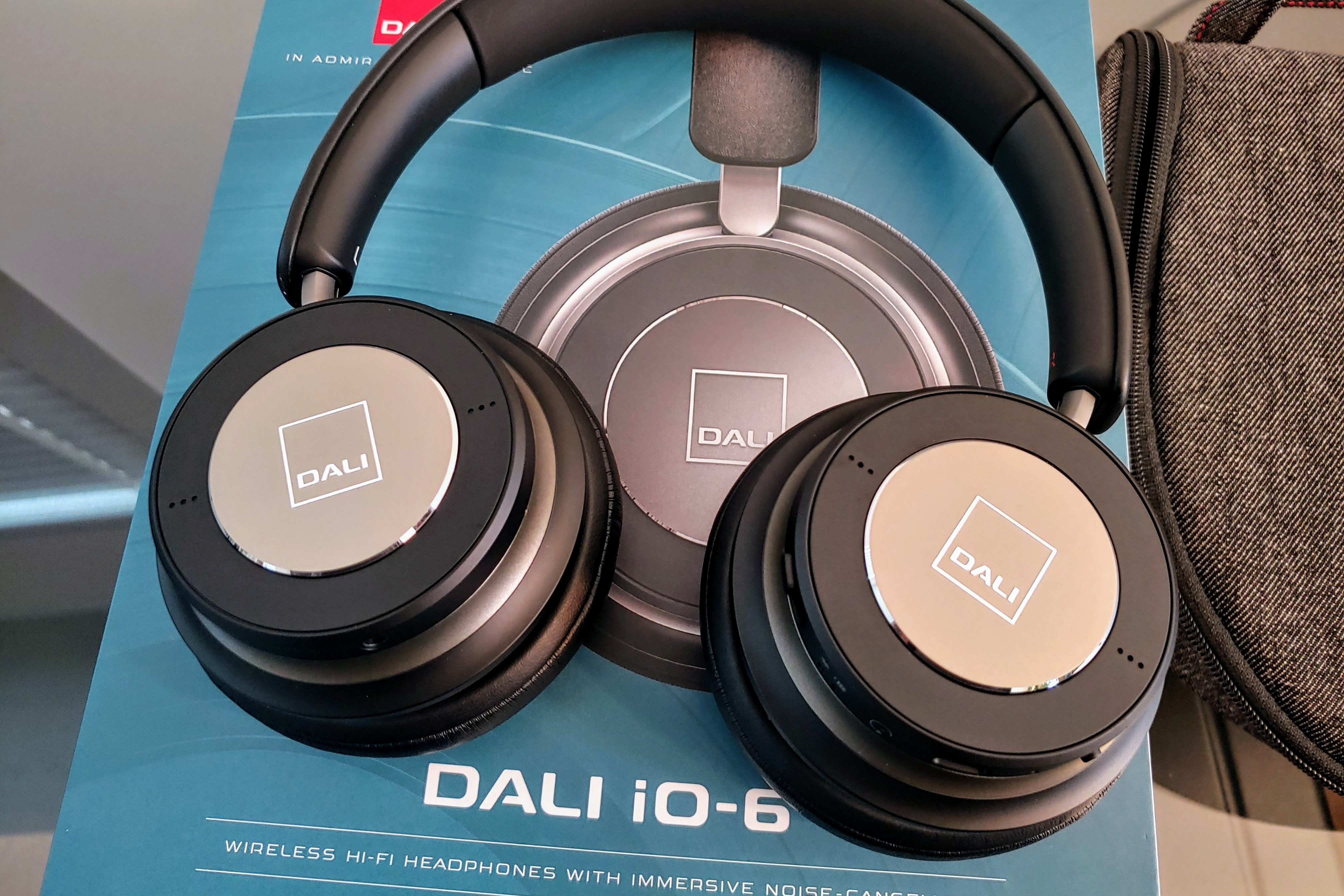 DALI IO-6 Premium Wireless ANC Headphones In The House: First Impressions And Unboxing Pics!