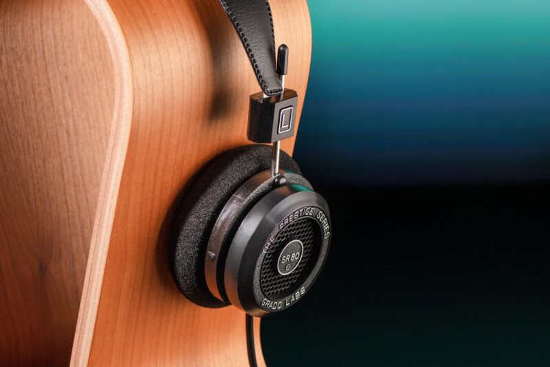 Holiday Gift Guide 2020: 10 Stocking Stuffer Ideas For The Audiophile/Music Lover!