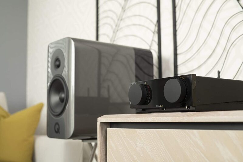 Cyrus One Cast Review: A Remarkably Capable Integrated Amp With Chromecast And Apple Airplay Built-In!