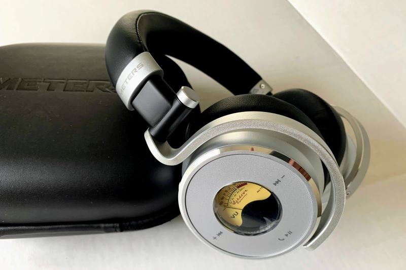 METERS OV-1-B-Connect Noise-Canceling Wireless Headphones Review: Eye-Catching Looks, Middling Sound & Comfort