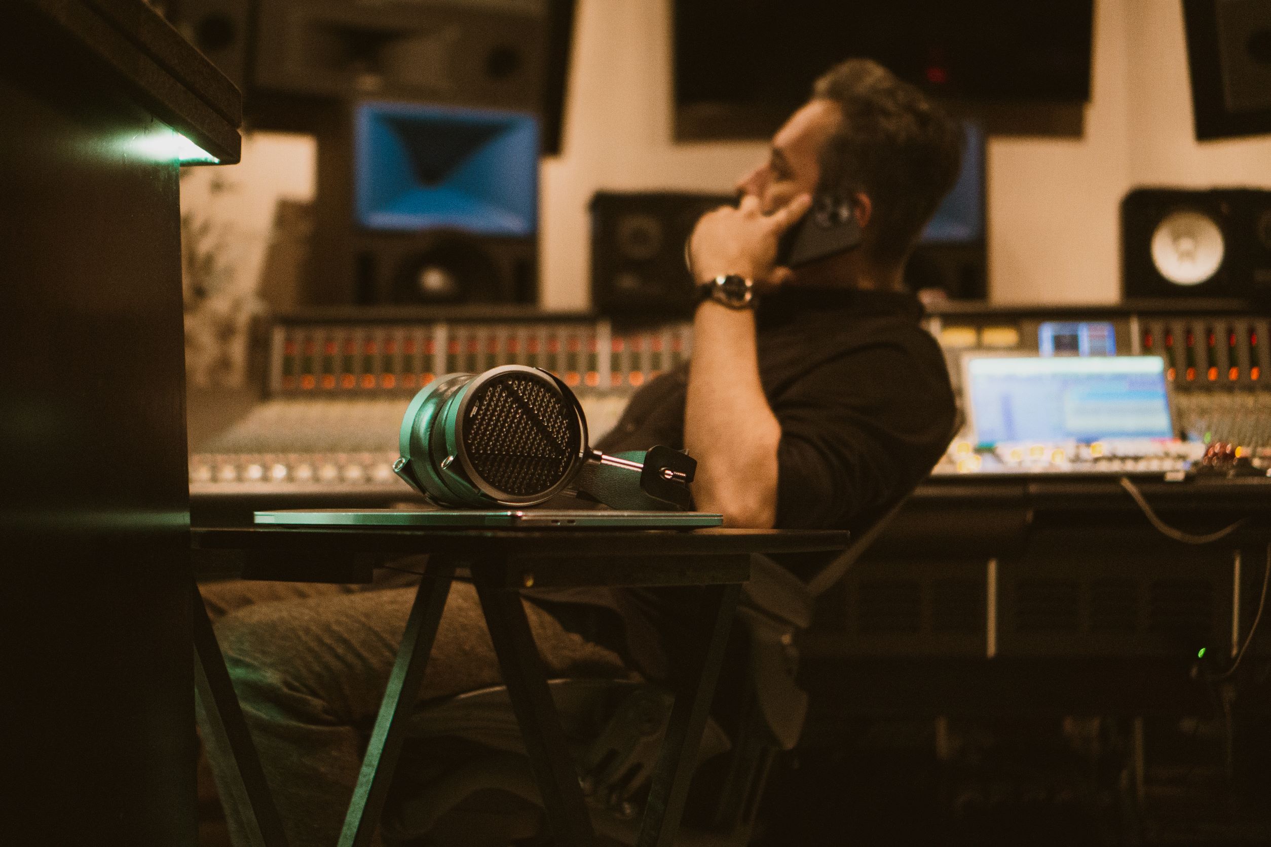 Audeze Teams Up With 11-Time Grammy Winner For New MM-500 Studio Headphones