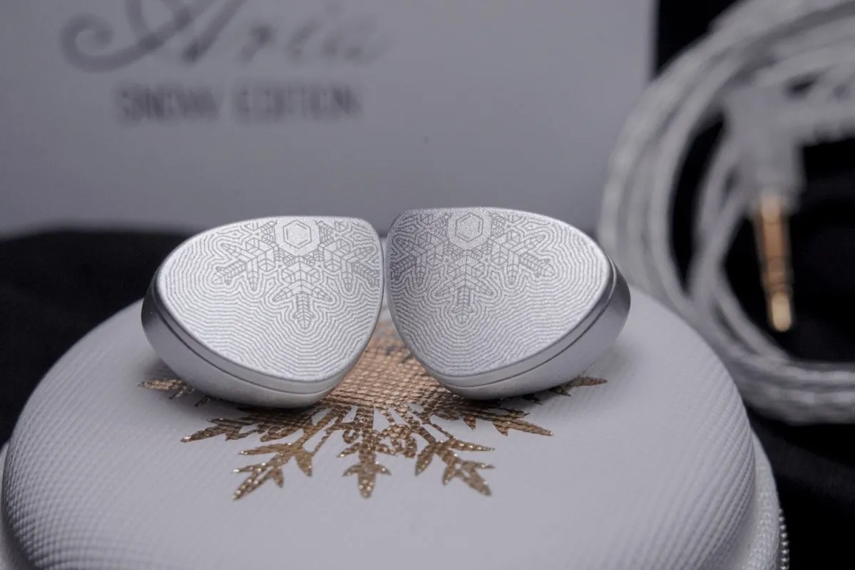 MOONDROP Aria Snow Edition Review: These $79 IEM Earphones Are Enchanting!